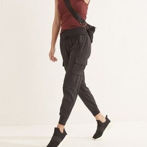 NEW ! Athleta Sutton Jogger